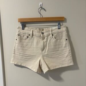 American Eagle Super High Rise Relaxed Short